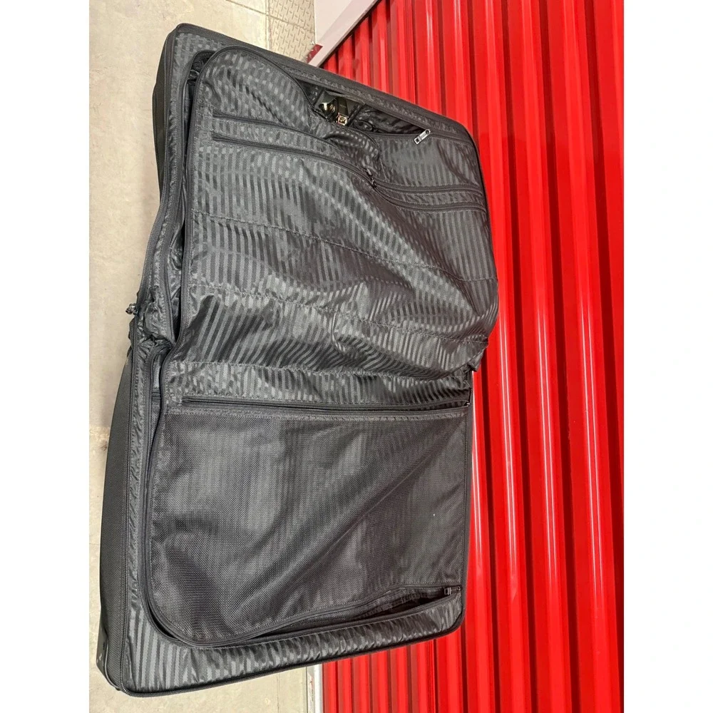 Tumi Alpha Ballistic Nylon Wheeled Garment Bag Black Rolling Suitcase‎ 2242D3